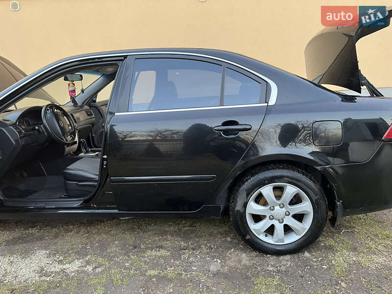 Седан Kia Magentis 2007 в Львове