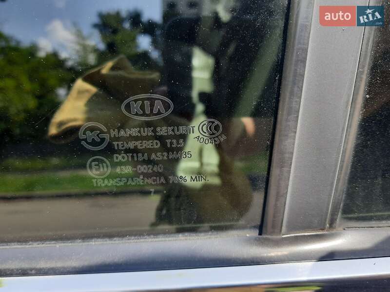 Седан Kia Magentis 2008 в Києві