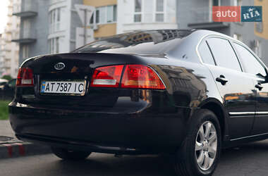 Седан Kia Magentis 2006 в 