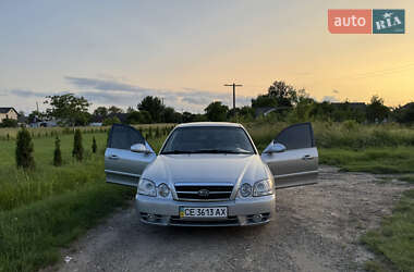 Седан Kia Magentis 2005 в Глибокій