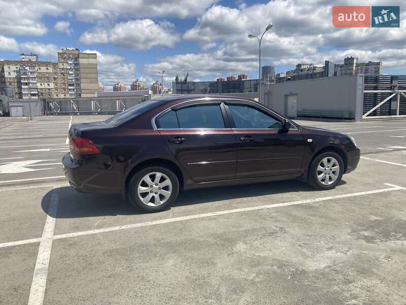 Седан Kia Magentis 2008 в Києві