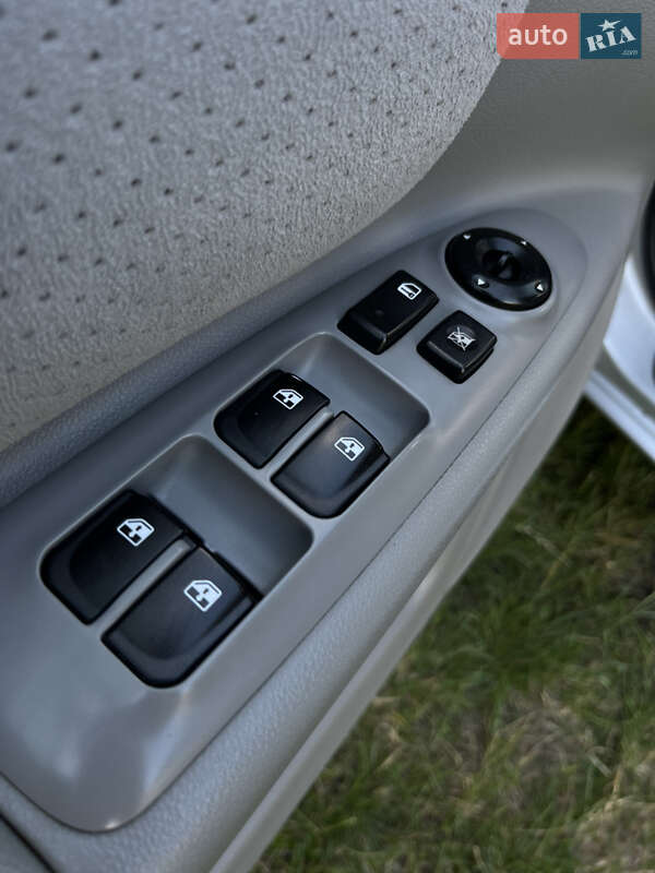 Седан Kia Magentis 2008 в Полтаві фото 16 Седан Kia Magentis 2008 в Полтаві