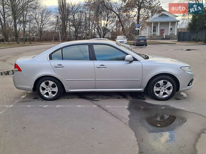 Седан Kia Magentis 2009 в Кременчуге