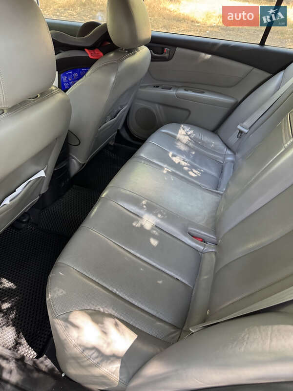 Седан Kia Magentis 2007 в Николаеве