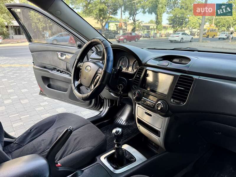 Седан Kia Magentis 2008 в Одессе