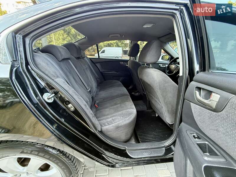 Седан Kia Magentis 2008 в Одессе