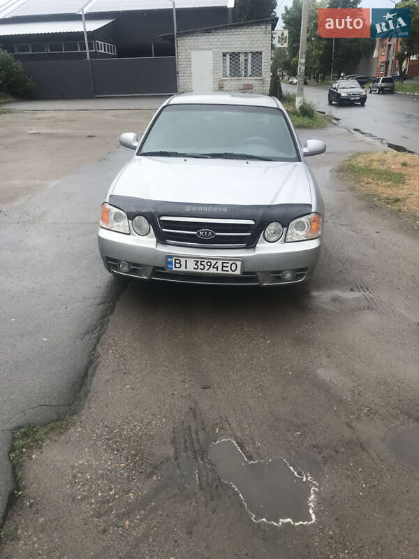 Седан Kia Magentis 2004 в Кременчуці