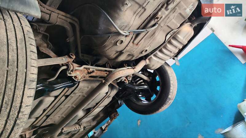 Седан Kia Magentis 2008 в Львові