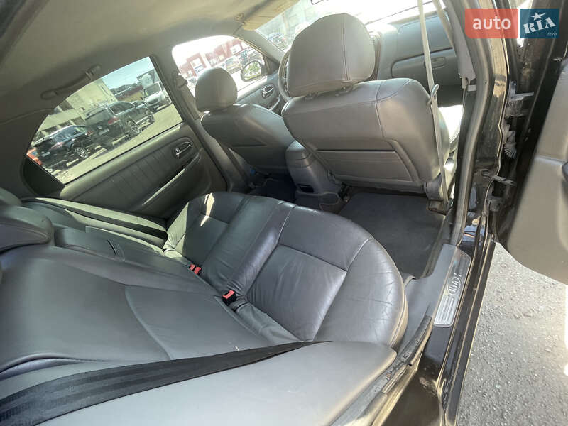 Седан Kia Magentis 2004 в Тернополі