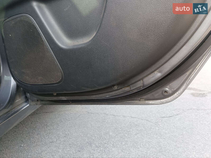 Седан Kia Magentis 2007 в Каменском