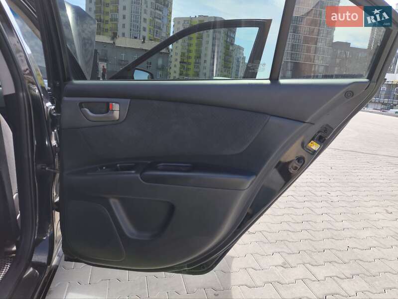 Седан Kia Magentis 2008 в Львові