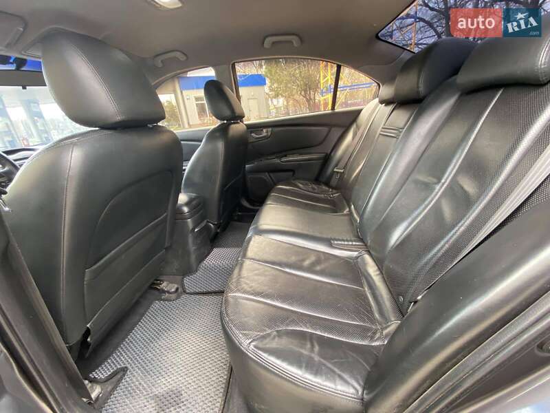 Седан Kia Magentis 2008 в Николаеве