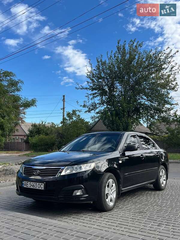 Седан Kia Magentis 2008 в Каменском
