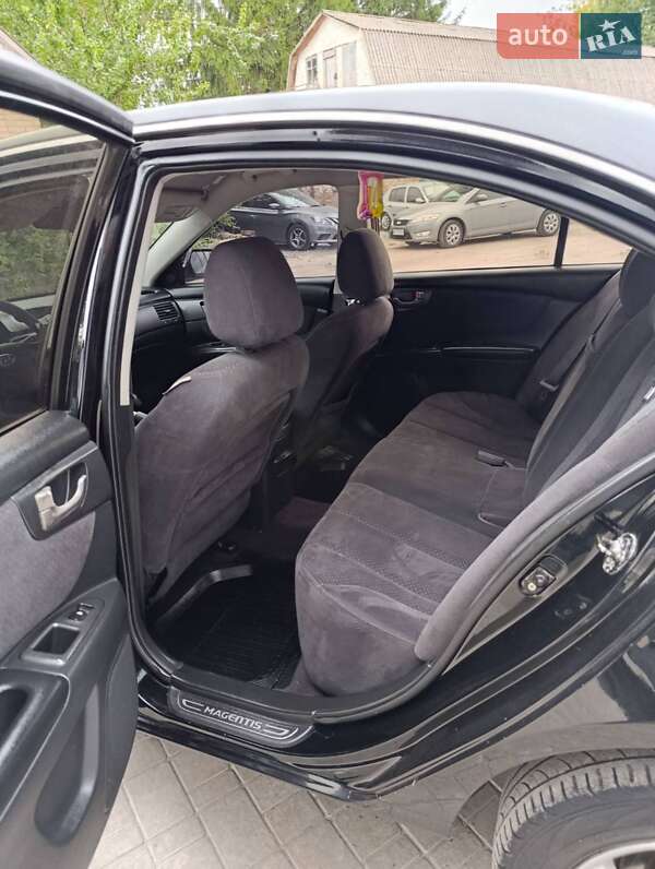 Седан Kia Magentis 2005 в Хмельнике