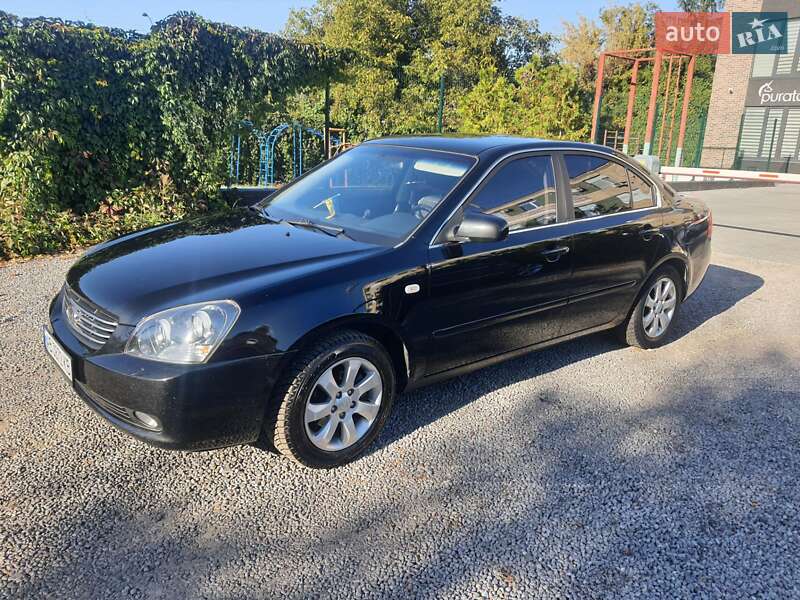 Седан Kia Magentis 2006 в  фото Седан Kia Magentis 2006 в