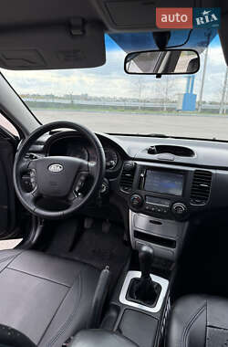 Седан Kia Magentis 2006 в 