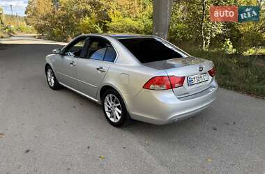 Седан Kia Magentis 2009 в 