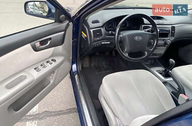 Седан Kia Magentis 2006 в  фото 9 Седан Kia Magentis 2006 в