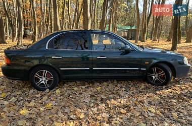 Седан Kia Magentis 2002 в Хмельницком