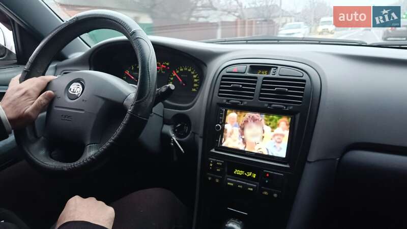 Седан Kia Magentis 2006 в Киеве