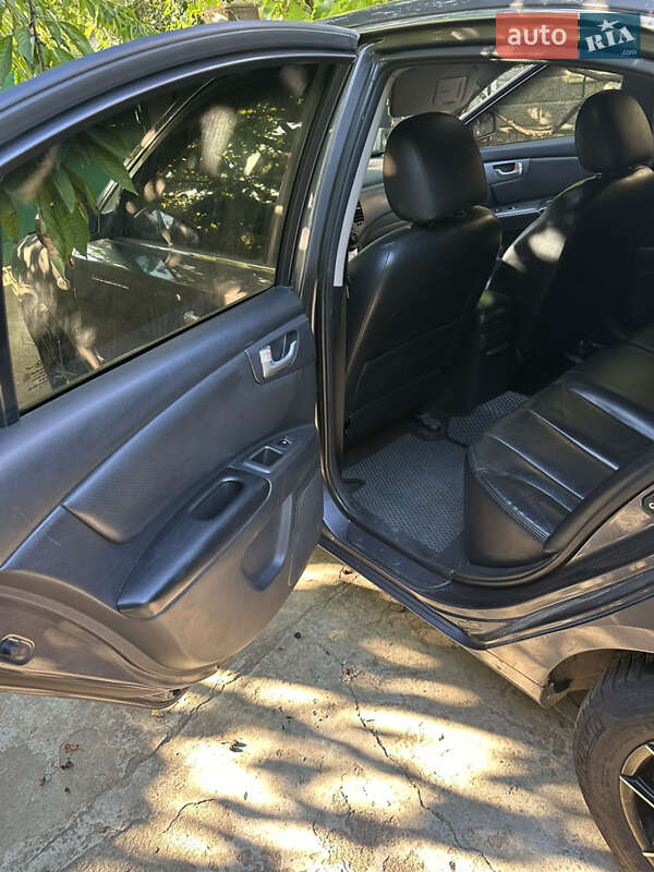 Седан Kia Magentis 2008 в Николаеве