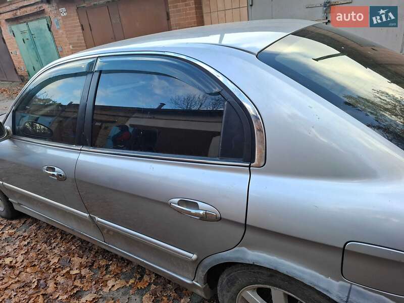 Седан Kia Magentis 2003 в Полтаві