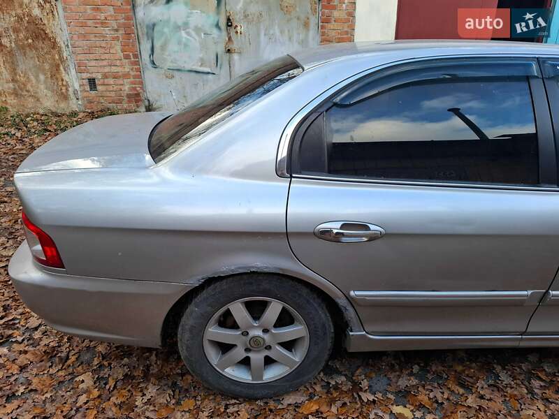 Седан Kia Magentis 2003 в Полтаві