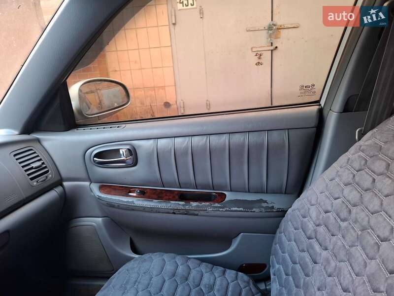 Седан Kia Magentis 2003 в Полтаві