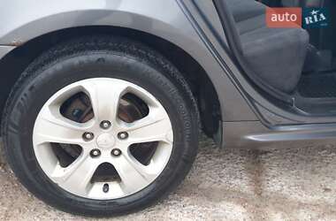 Седан Kia Magentis 2008 в Киеве