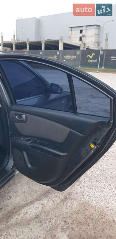 Седан Kia Magentis 2008 в Києві