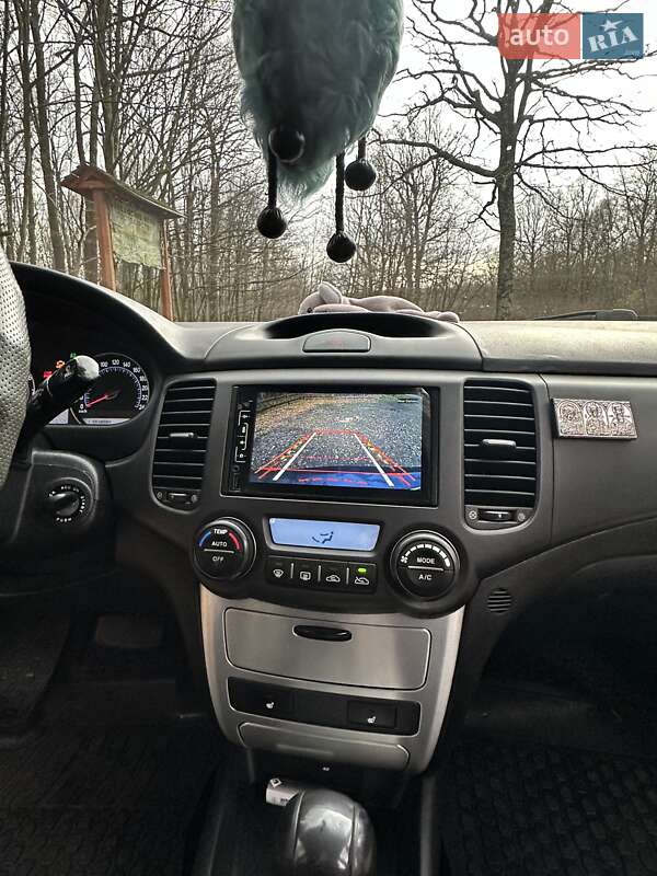 Седан Kia Magentis 2007 в Моршині