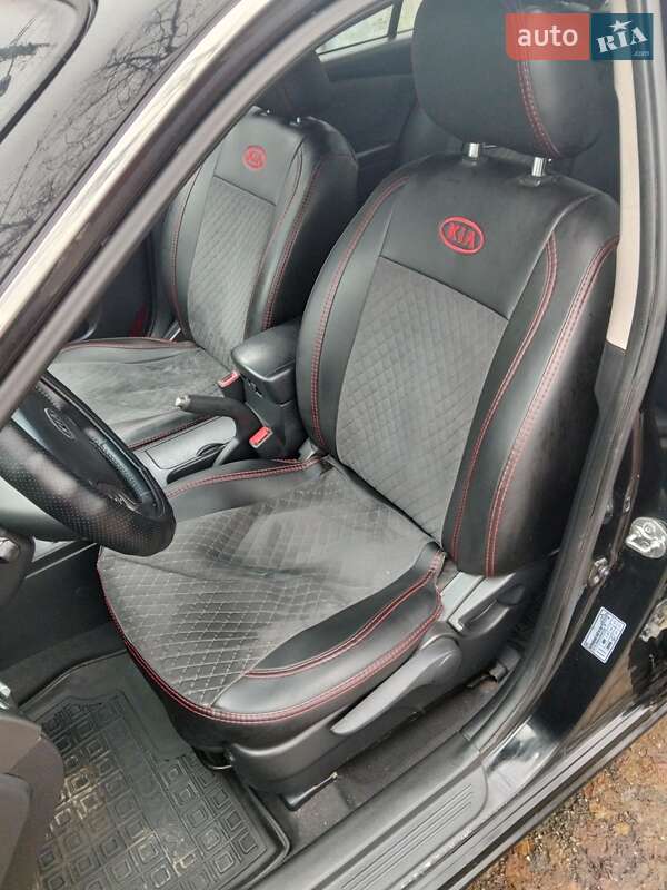 Седан Kia Magentis 2009 в Кропивницькому