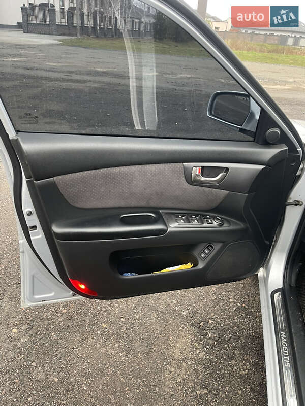 Седан Kia Magentis 2006 в Рівному