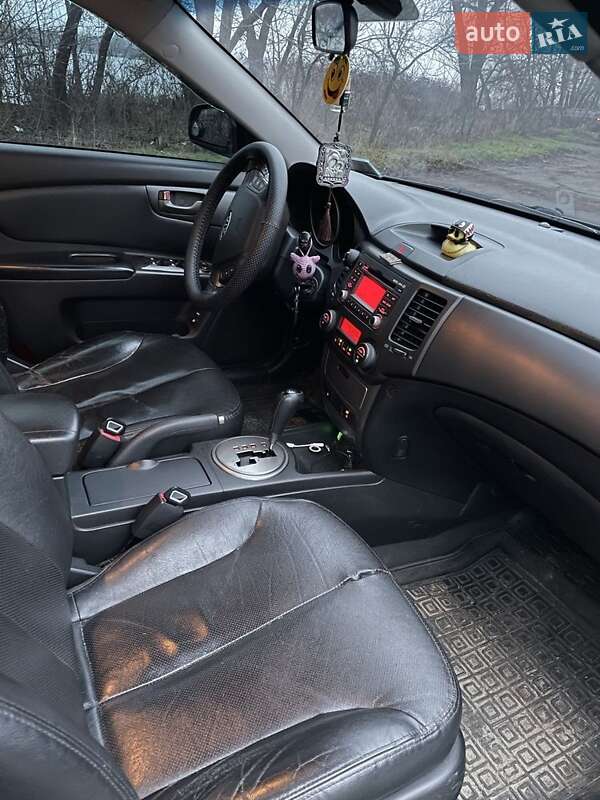 Седан Kia Magentis 2008 в Горішніх Плавнях