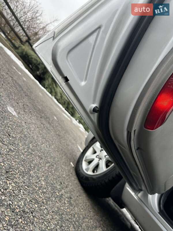 Седан Kia Magentis 2008 в Новомосковске фото 14 Седан Kia Magentis 2008 в Новомосковске