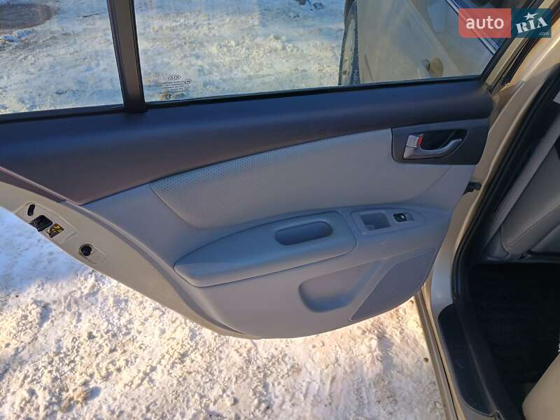 Седан Kia Magentis 2008 в Киеве