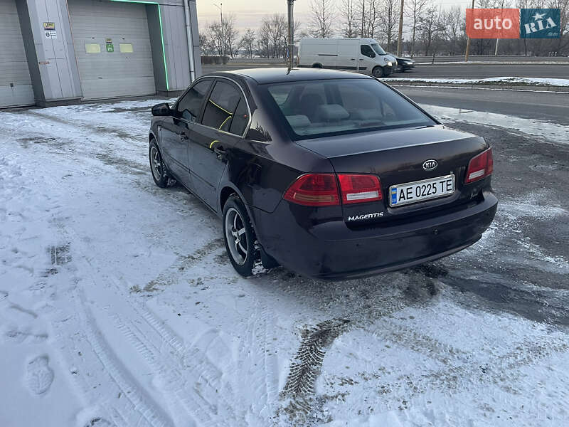 Седан Kia Magentis 2006 в Днепре