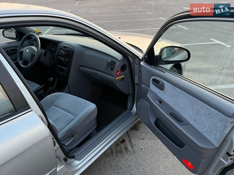 Седан Kia Magentis 2004 в Киеве фото 15 Седан Kia Magentis 2004 в Киеве