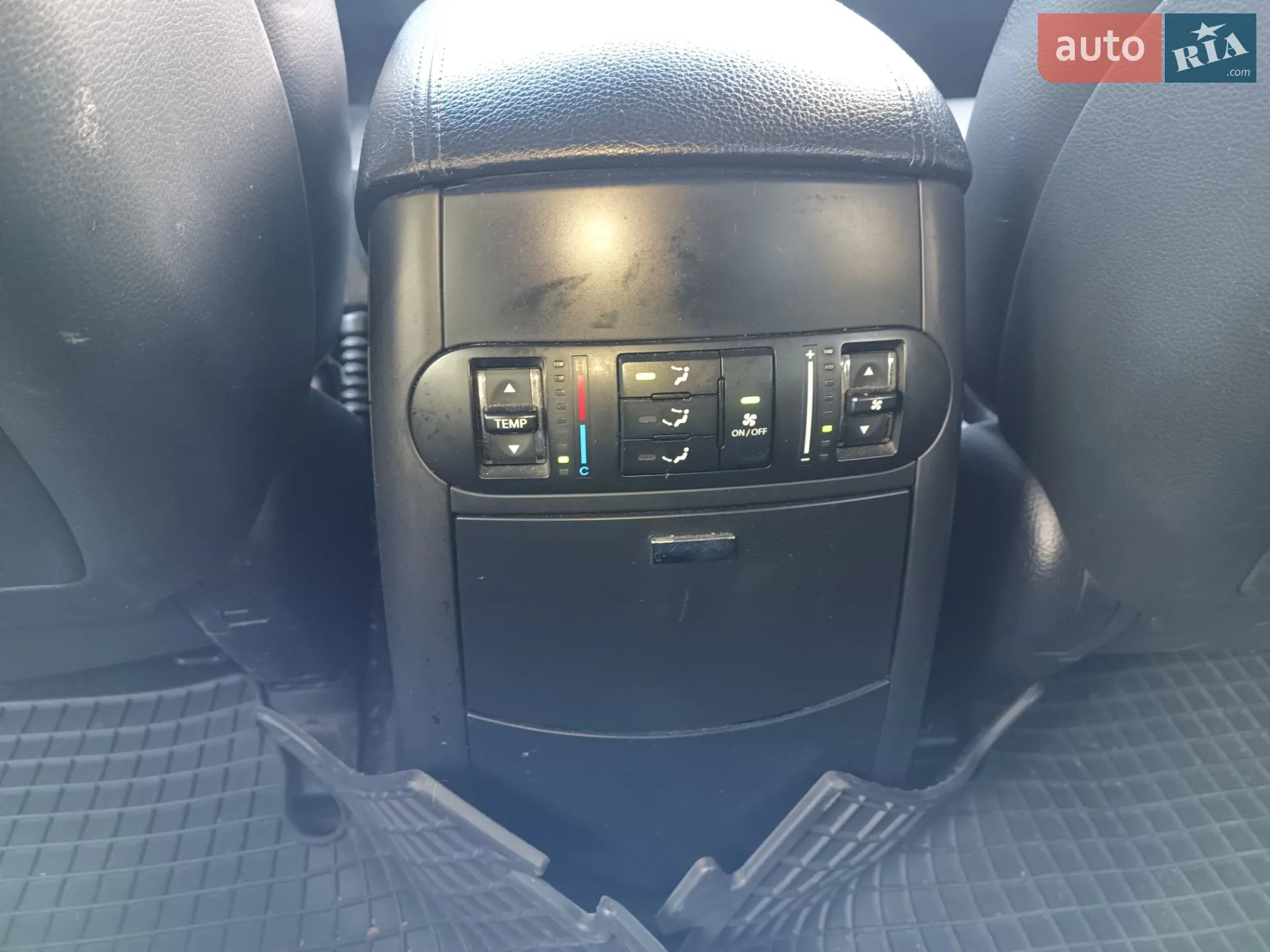 2011 Kia Mohave (Borrego) - мініатюра 11