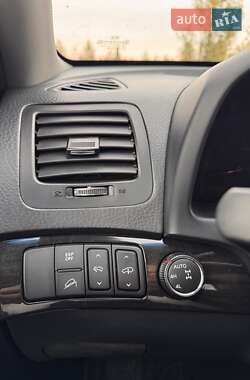 Внедорожник / Кроссовер Kia Mohave 2011 в 