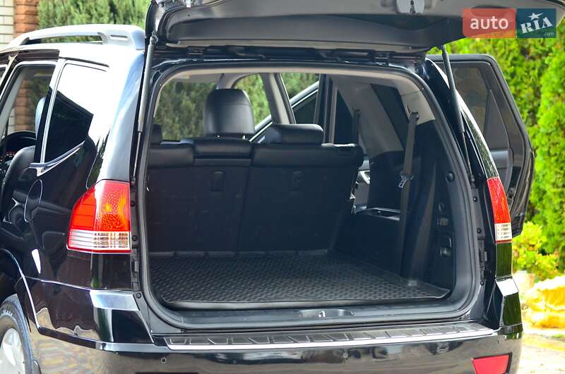 Позашляховик / Кросовер Kia Mohave 2011 в Дніпрі