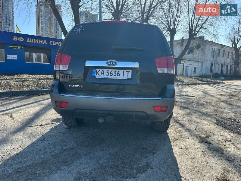 Внедорожник / Кроссовер Kia Mohave 2010 в Киеве