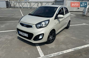 Хетчбек Kia Morning 2013 в Києві