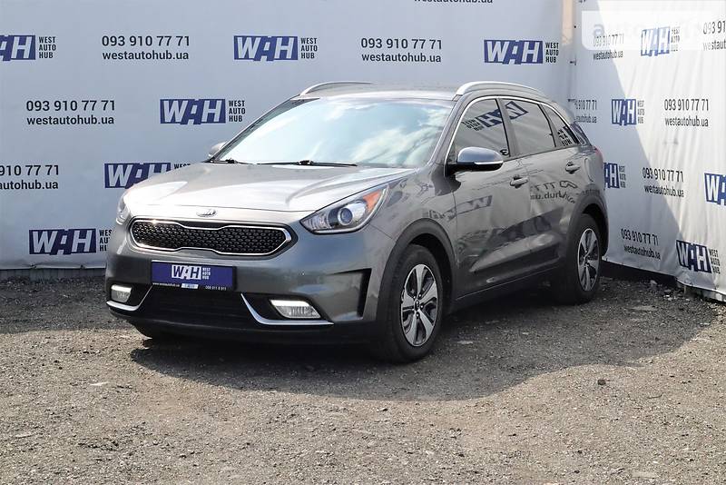 Внедорожник / Кроссовер Kia Niro 2017 в Киеве