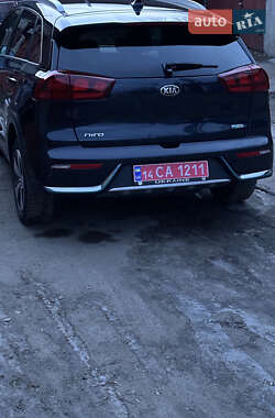 Внедорожник / Кроссовер Kia Niro 2018 в 