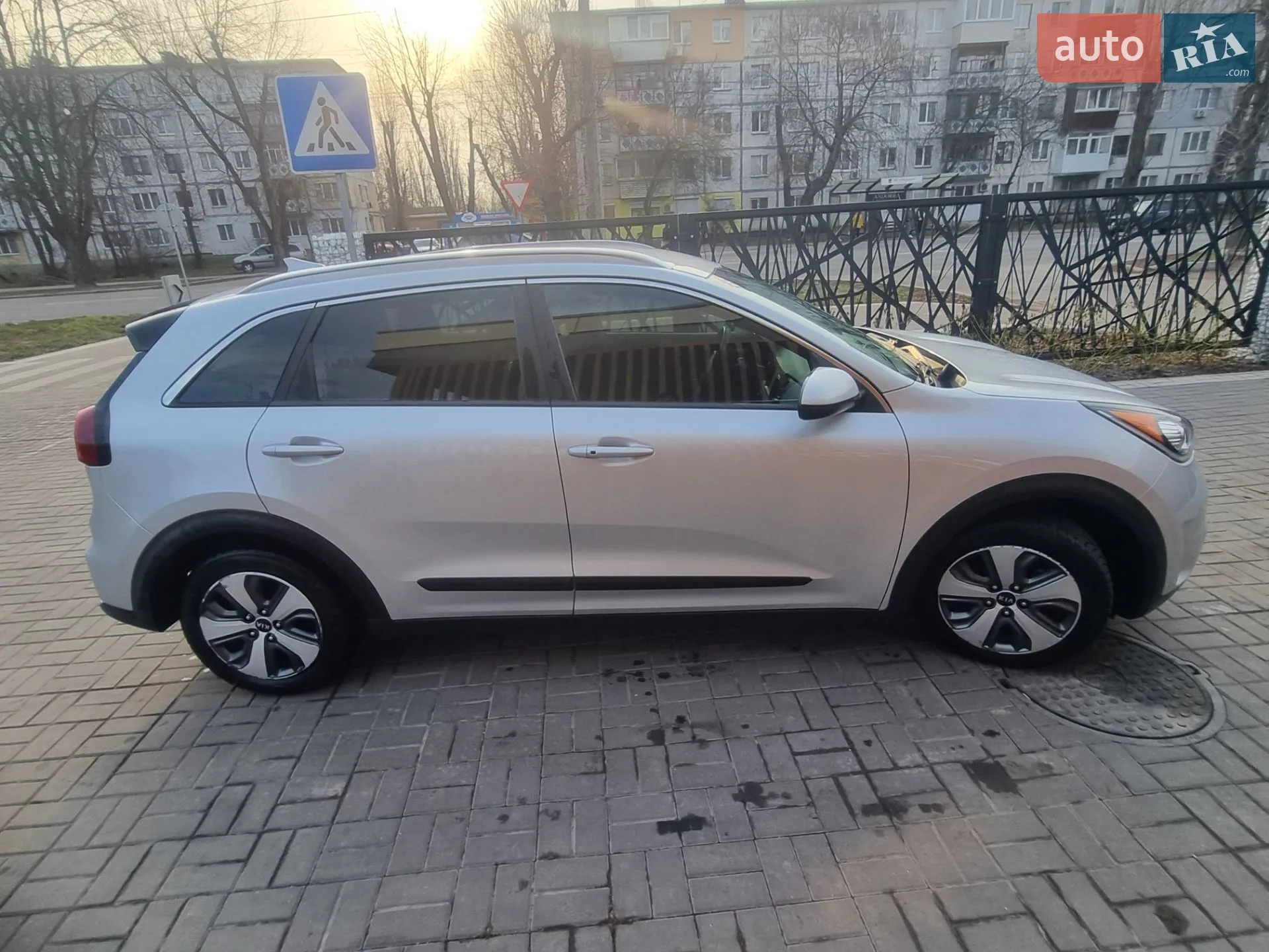 2016 Kia Niro - мініатюра 4