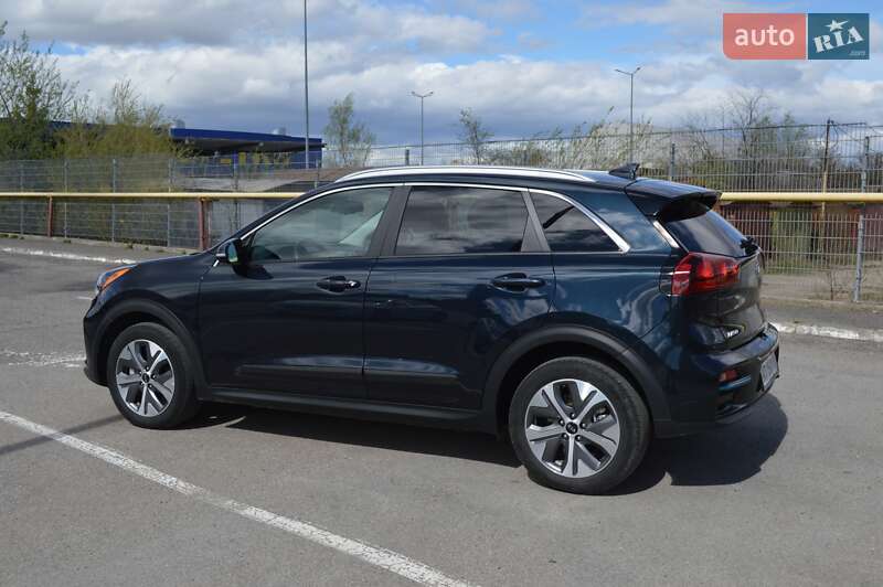 Внедорожник / Кроссовер Kia Niro 2021 в Ивано-Франковске