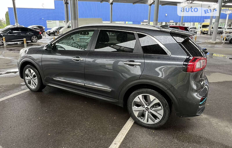 Внедорожник / Кроссовер Kia Niro 2018 в Львове