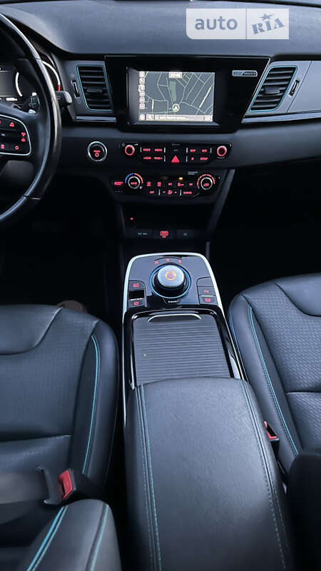 Внедорожник / Кроссовер Kia Niro 2018 в Львове