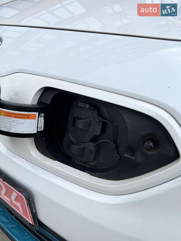 Позашляховик / Кросовер Kia Niro 2019 в Житомирі